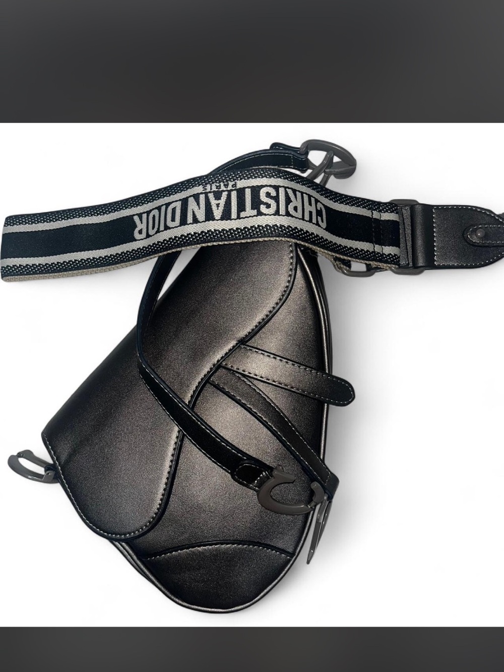 Dior Black Leather Saddle Bag with Branded Strap - Picture 5 of 8